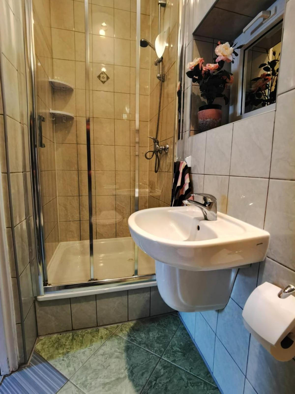 Wynajem Apartamentow I Pokoi. Apartment Ustronie Morskie Exterior photo